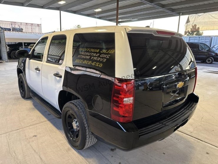2013-chevrolet-tahoe-image-7