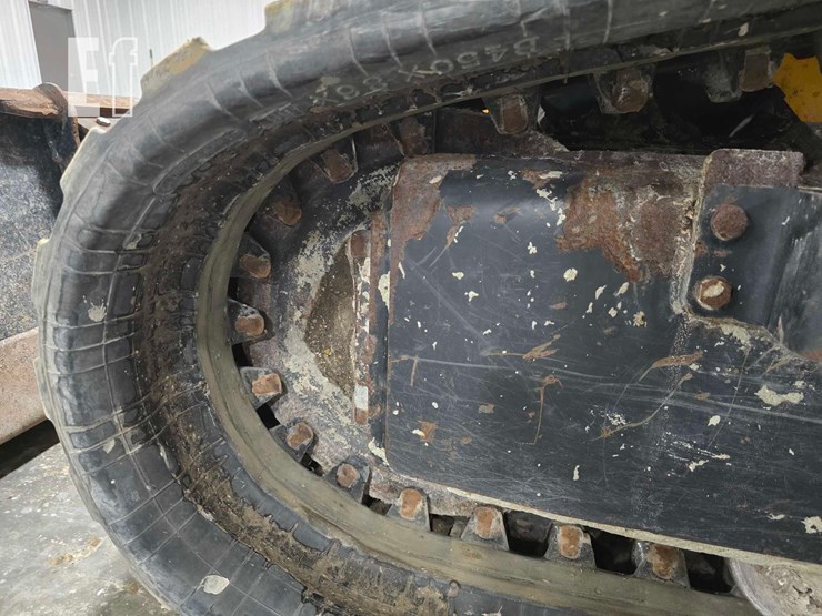 2020-jcb-3ts-8t-image-22