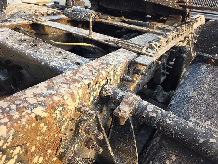 2013-international-prostar-image-24