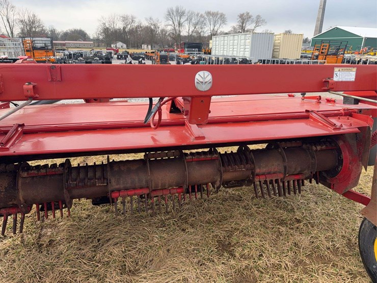 new-holland-h7330-image-6