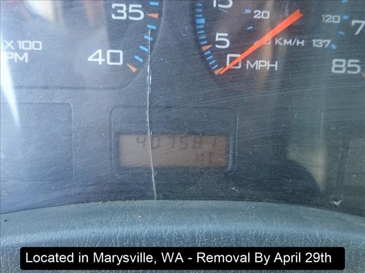 2005-international-7600-image-40