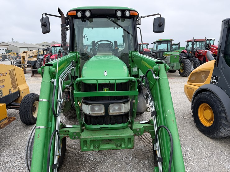 john-deere-6420-image-3