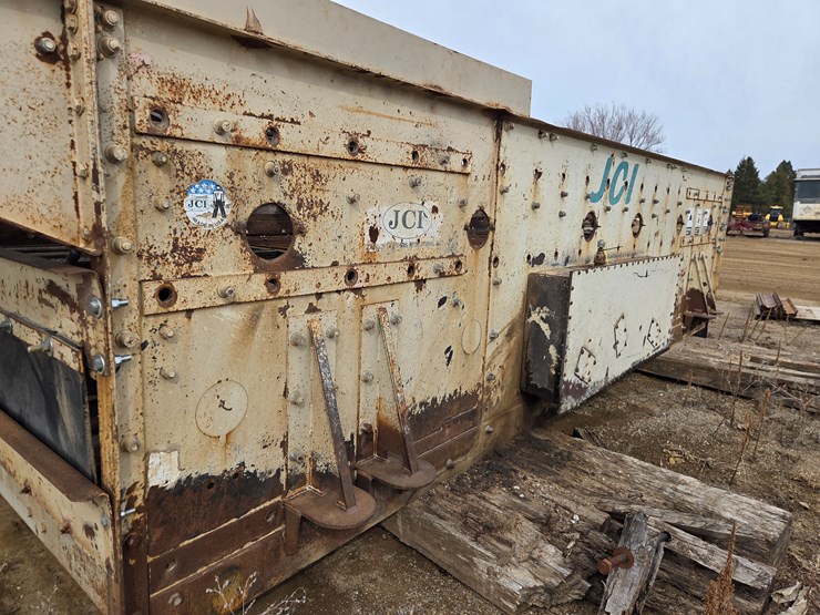 #4976-•-jci-20'x6'-triple-deck-screener-image-15