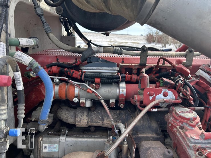 2012-peterbilt-386-image-45