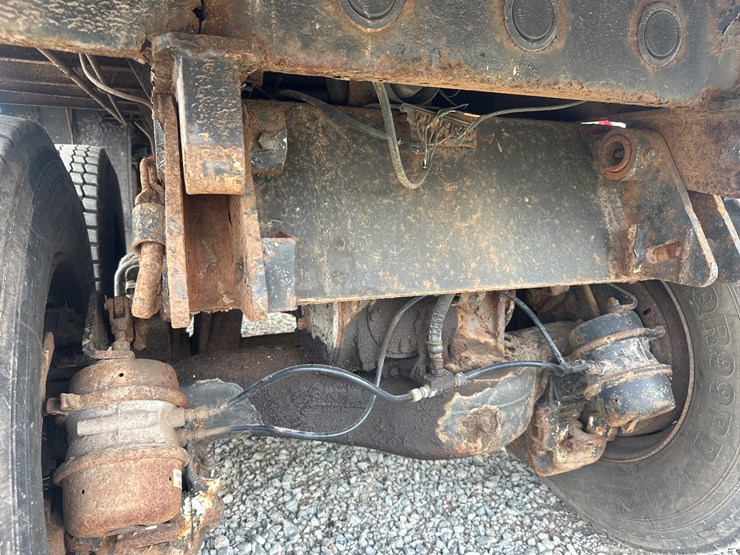 1986-mack-dm686s-image-20