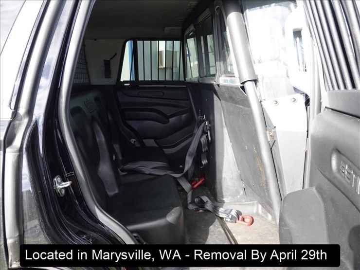 2017-chevrolet-tahoe-image-3