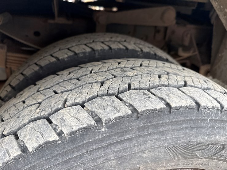 2015-ford-f550-image-76