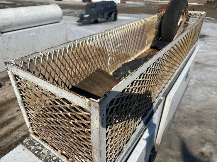 2020-dodge-3500-image-21