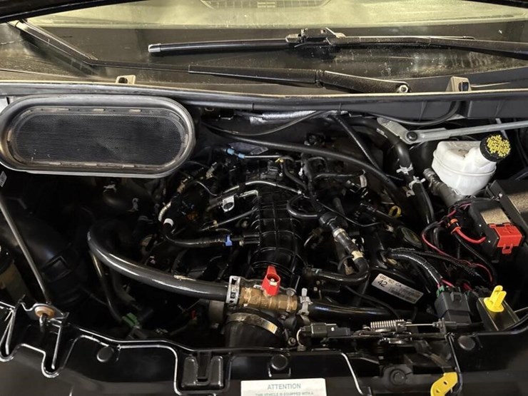 2019-ford-transit-image-18