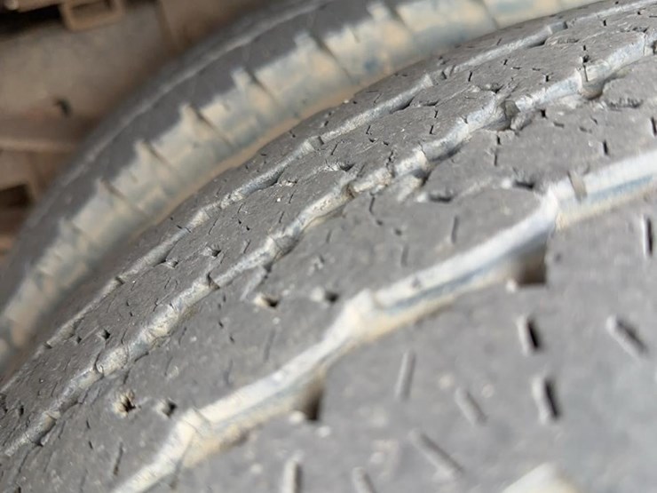 2019-ford-f350-image-18