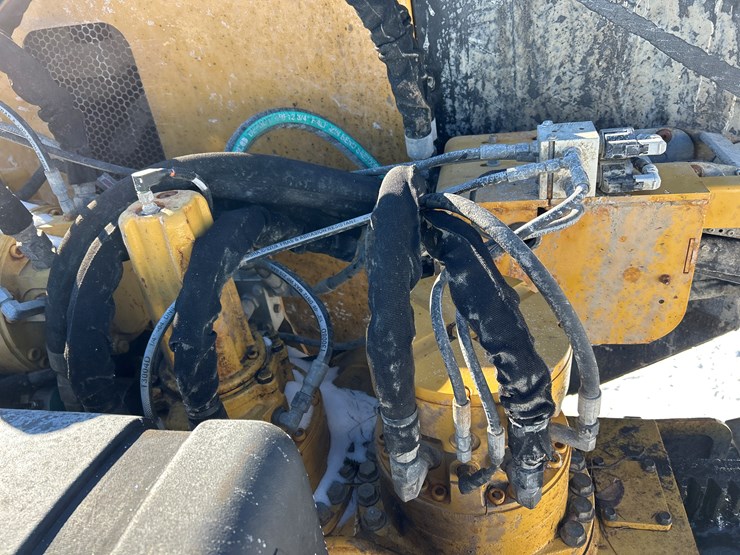 massey-ferguson-8-image-34