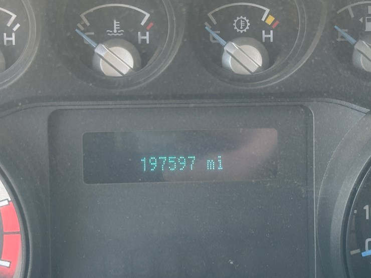 2015-ford-f350-image-35