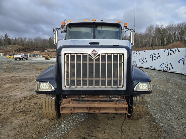 2014-massey-ferguson-8-image-8