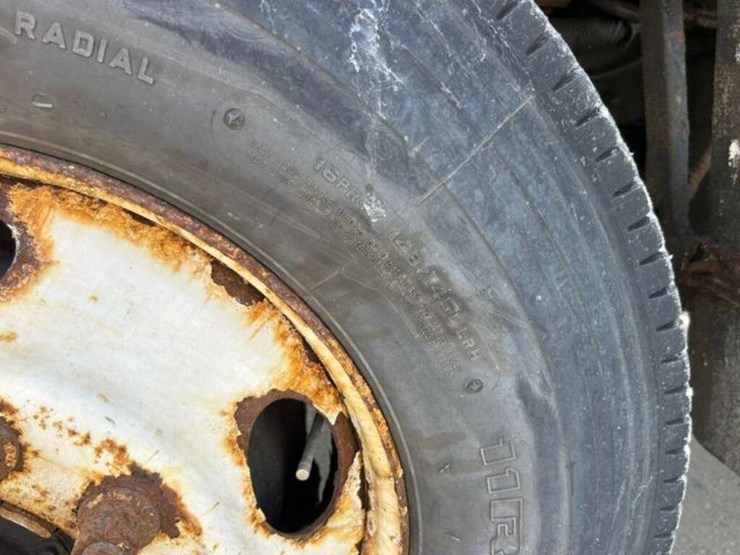 1997-ford-f800-image-88