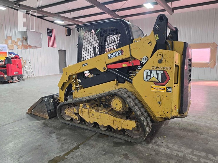 2022-caterpillar-259d3-image-4