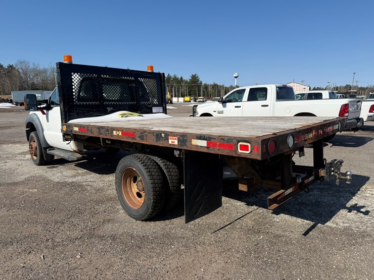 2011-ford-f550-xl-image-3