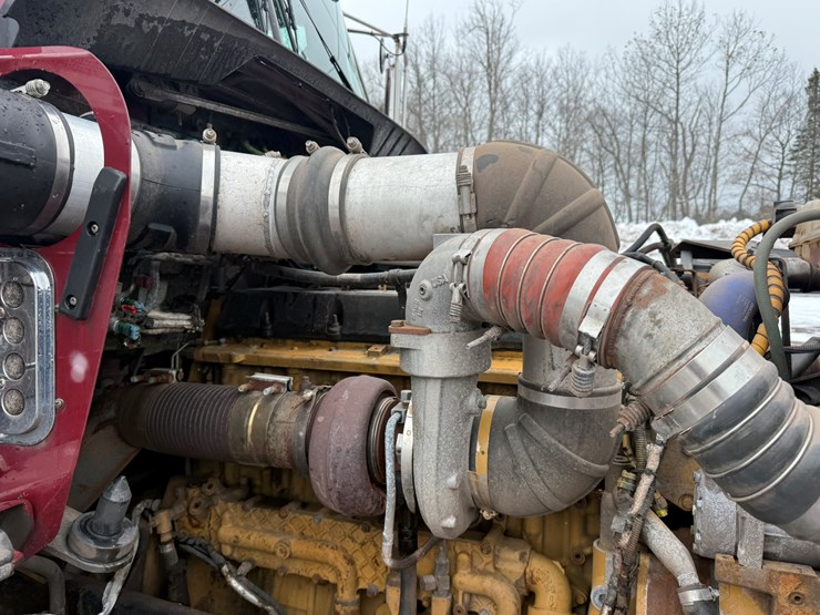 2011-kenworth-t800-image-47