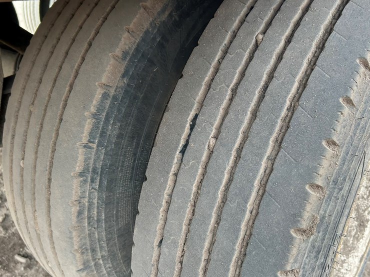 2000-wilkens-walking-floor-image-50