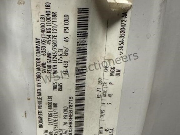 2017-ford-f350-image-17