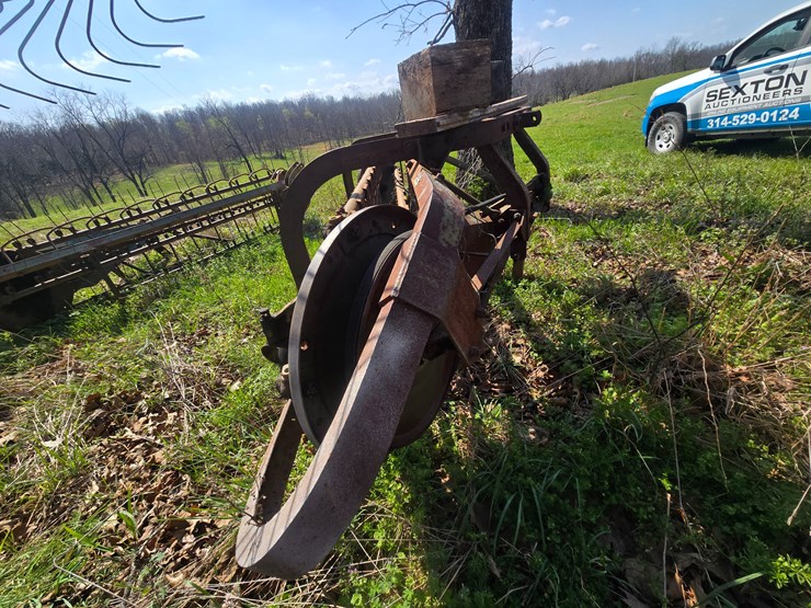 john-deere-350-image-6