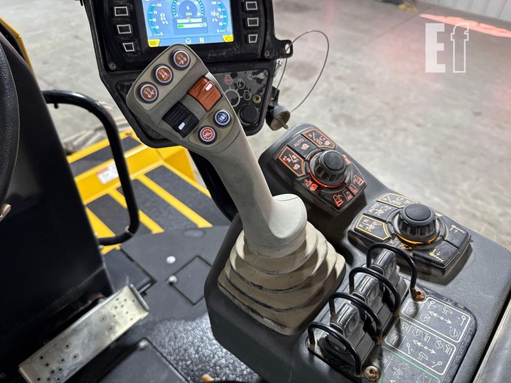 2021-vermeer-rtx1250i2-image-24