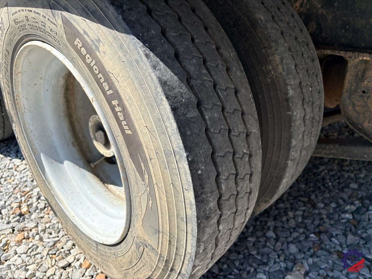 1998-cherokee-r20-20+5-dual-t/a-tag-trailer-image-20