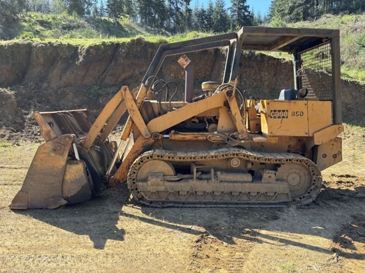 1973-case-850-image-2