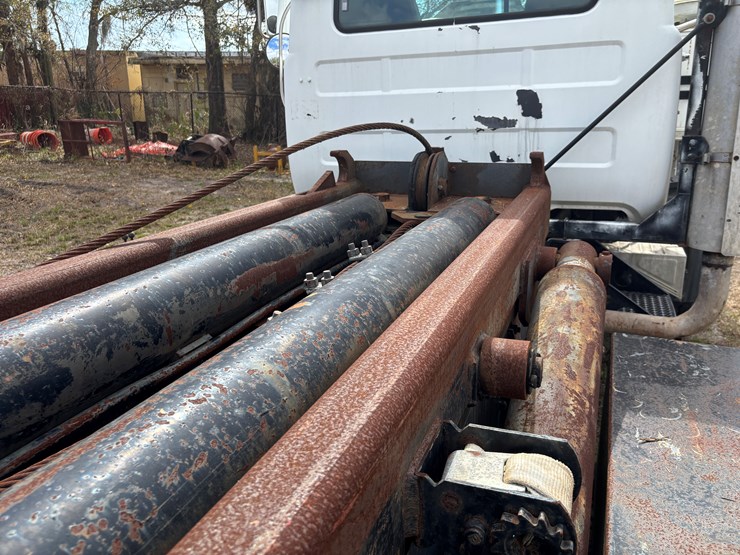 1999-mack-rd600-image-46