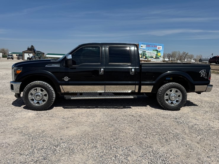 2011-ford-f250-xlt-image-2