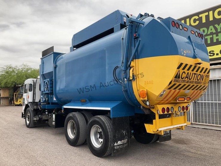 2018-peterbilt-520-image-6