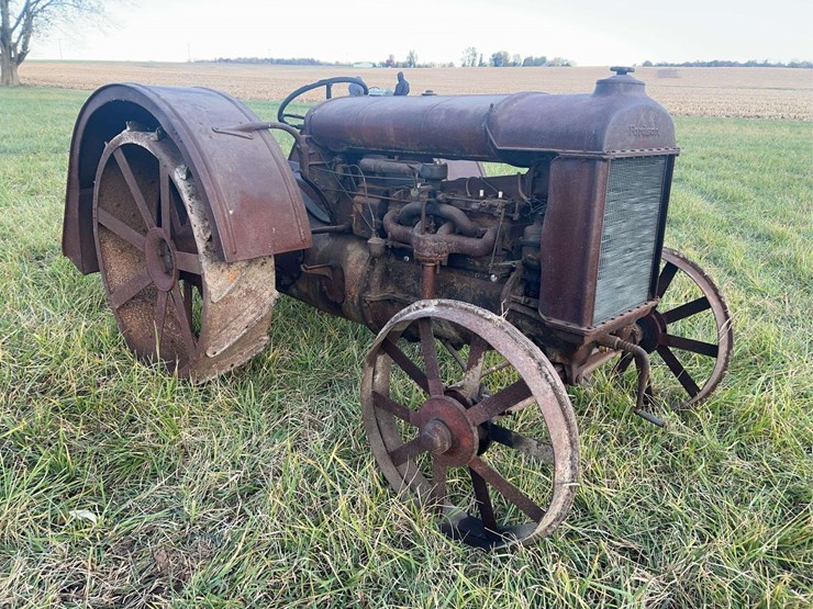1924-fordson-tractor-image-7