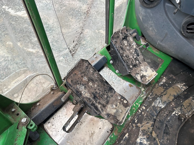 massey-ferguson-8-image-100