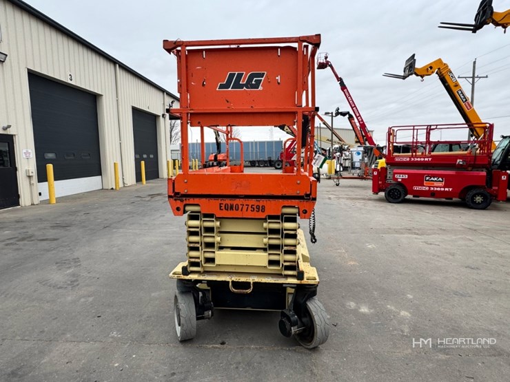2018-jlg-3246es-image-2