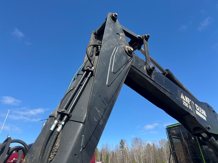 2007-timberpro-tf830-image-21