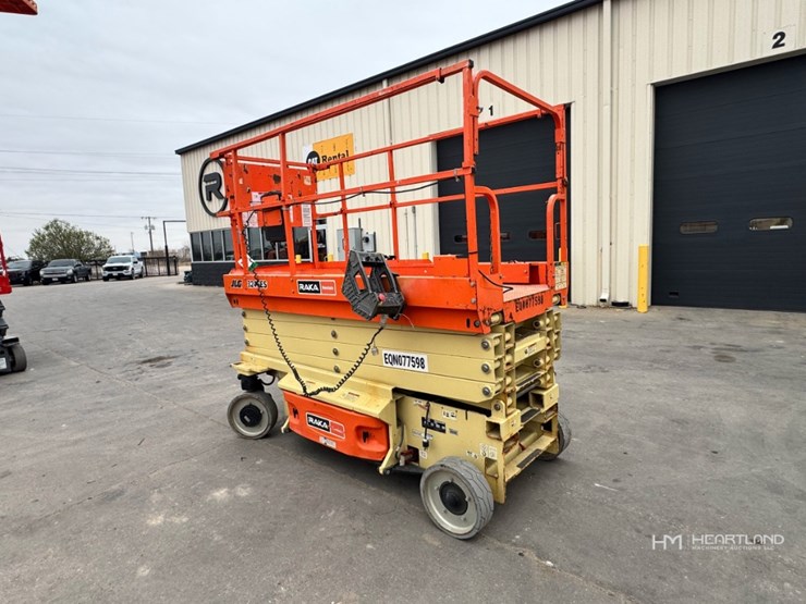 2018-jlg-3246es-image-7