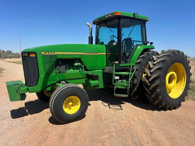 1996-john-deere-8300-image-36