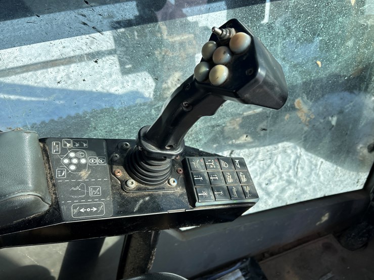 massey-ferguson-8-image-68