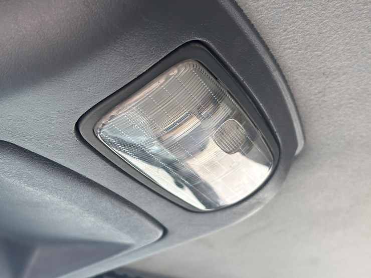 2006-international-7600-image-50