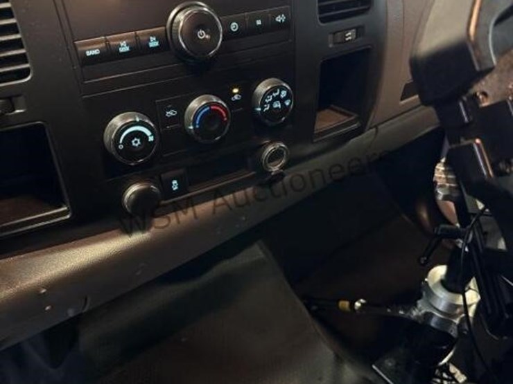 2014-chevrolet-silverado-2500hd-image-20