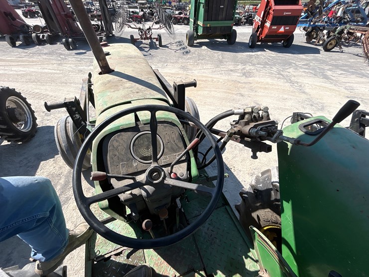john-deere-2940-image-14