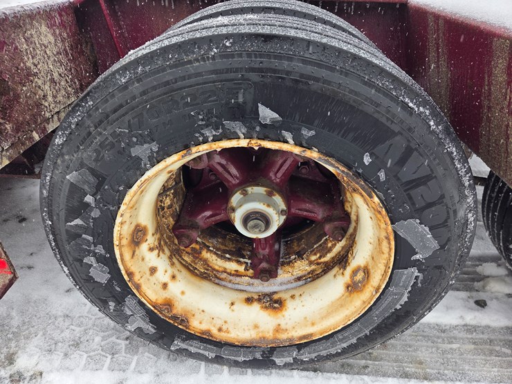 1994-massey-ferguson-8-image-41