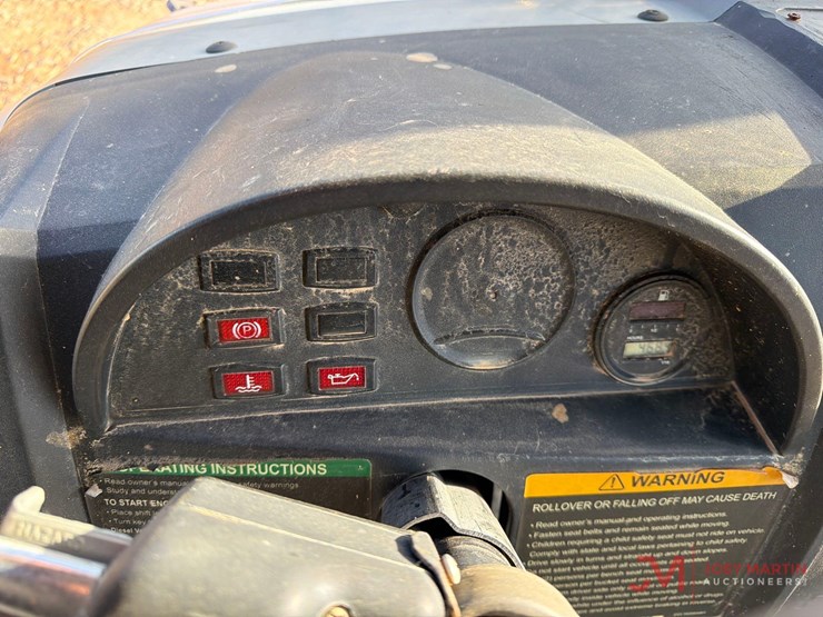 2019-club-car-carryall-1700-image-16