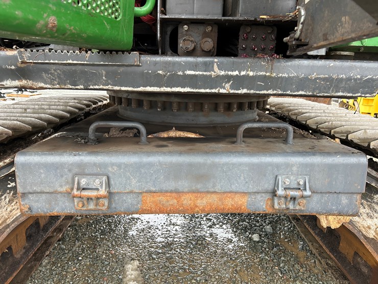 massey-ferguson-8-image-87