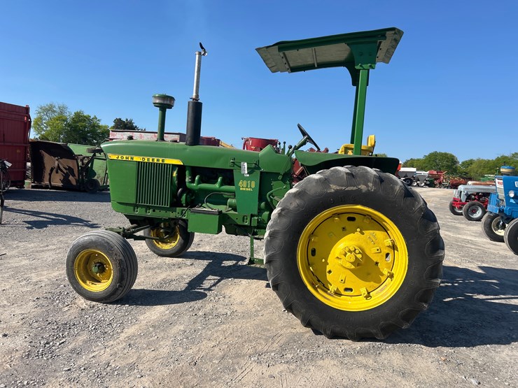 john-deere-4010-image-2