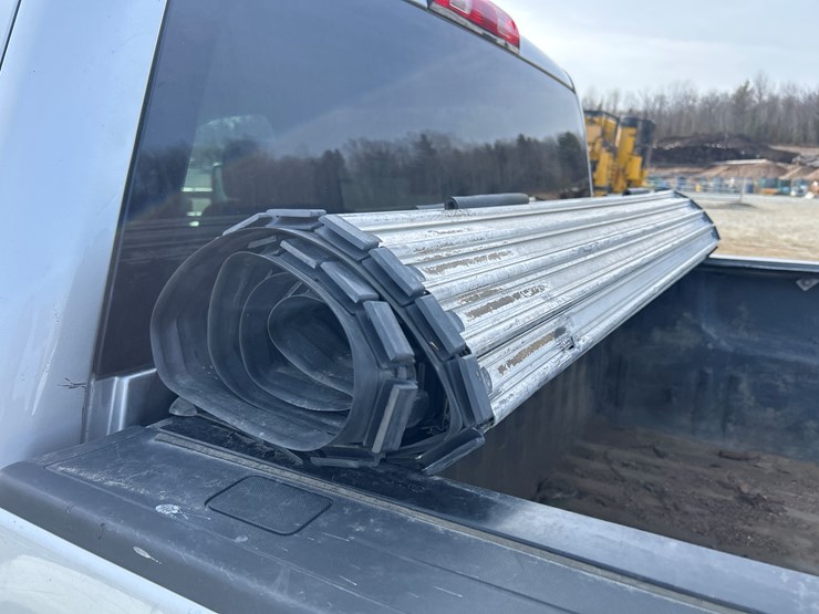 2018-chevrolet-2500-image-26