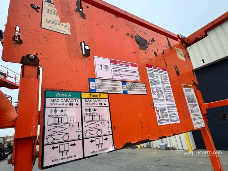 2018-jlg-3246es-image-9