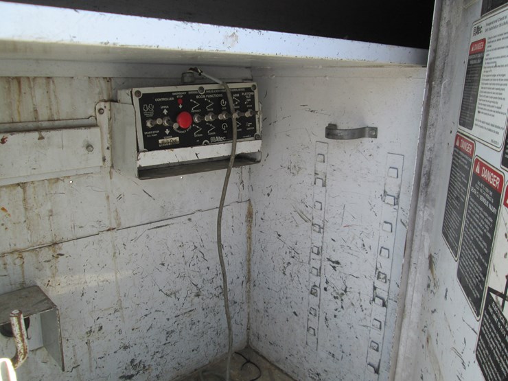 2007-ford-f550-image-23