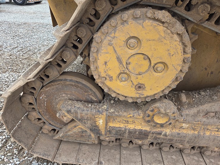 caterpillar-d6n-xl-image-57