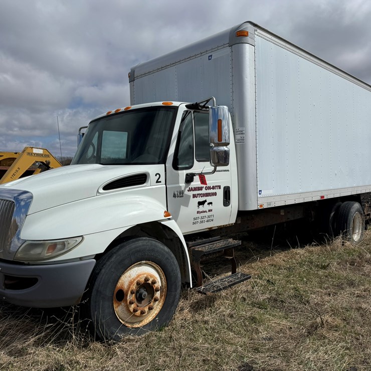 2007 INTERNATIONAL DURASTAR 4200