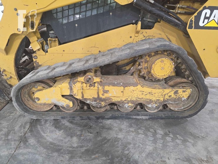 2018-caterpillar-259d-image-26